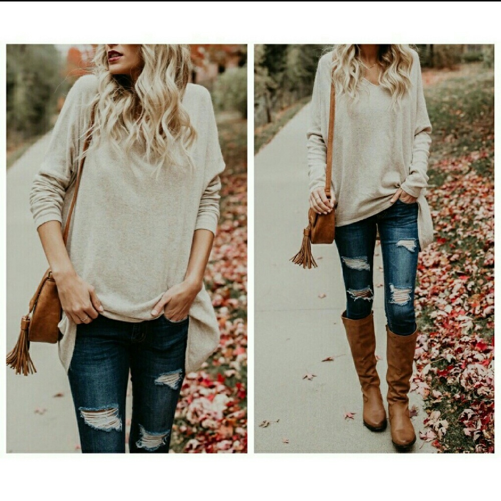 Oversized Cream V-neck Sweater